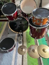 Mapex drum kit (£200 without Black panther snare)