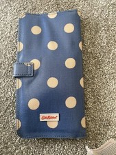 CATH KIDSTON TRAVEL WALLET-BUTTON SPOT