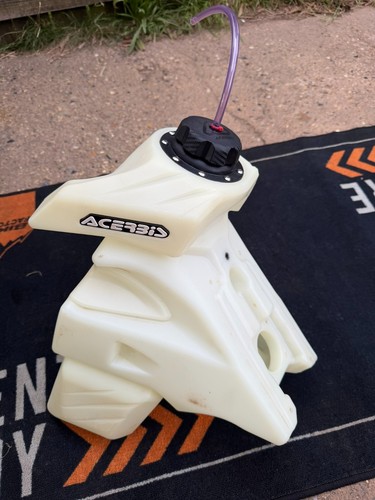 Acerbis fuel tank - 11,