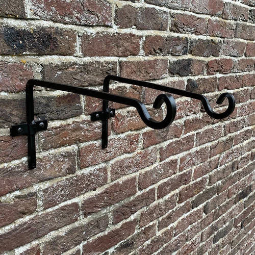 Hanging basket brackets - 2, x
