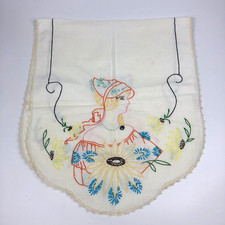 VTG Handstitched Dresser Scarf