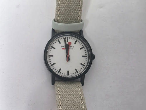 Mondaine swiss railways watch - mondaine,