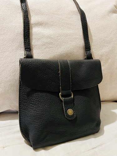 Fat face small leather - face,