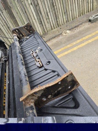 L200 series bumper bar - bumper, come