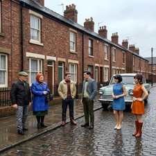 FG52 - 1960s Pedestrians (x6)
