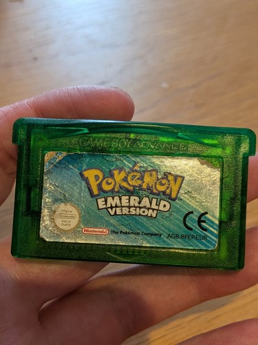 Pokémon emerald version - emerald,