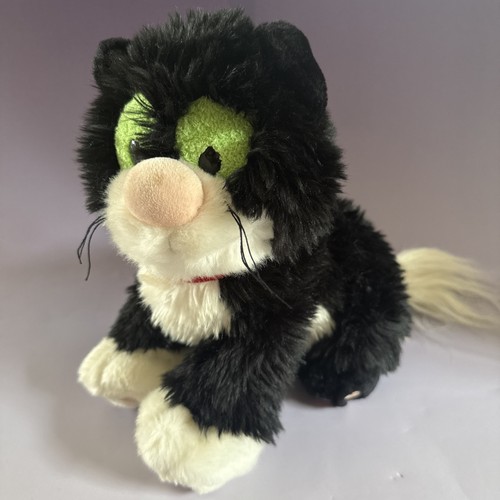 Jess the cat postman pat - cat,