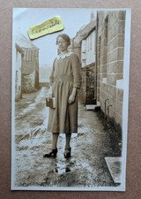 UNUSUAL OLD PHOTO WOMAN DRESS