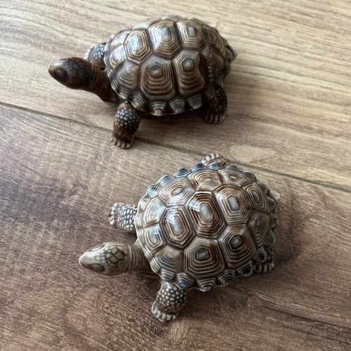 Vintage wade tortoise pin - vintage,