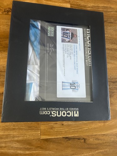 Lionel messi signed - lionel, icons