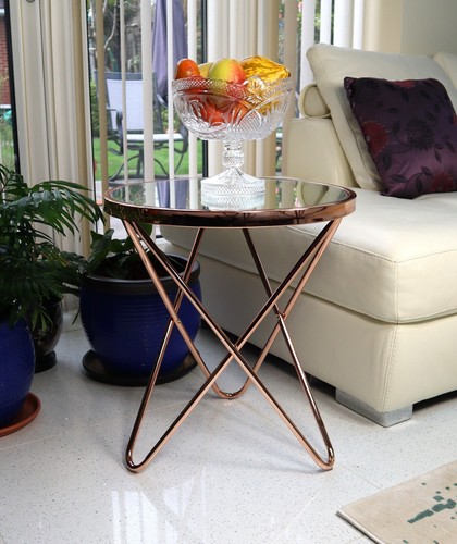 Coffee table decore - table,