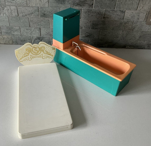 Sindy vintage bed - sindy, bath