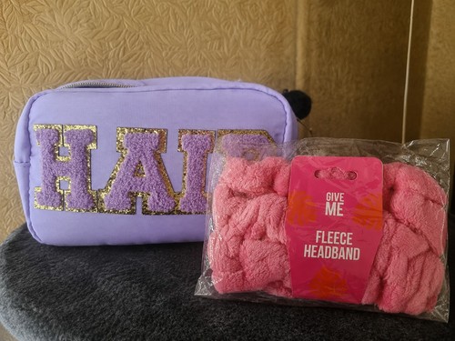 Toiletry bag wording - bag,