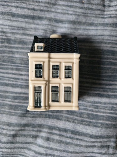Delft klm bols house number - number, 98