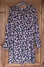 Black and pink floral Peter Pan collar dress, 16