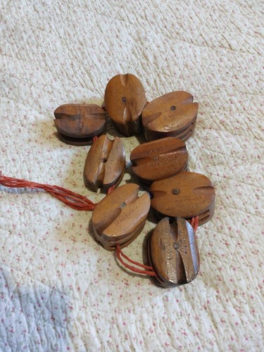 Bundle military wooden - bundle, of