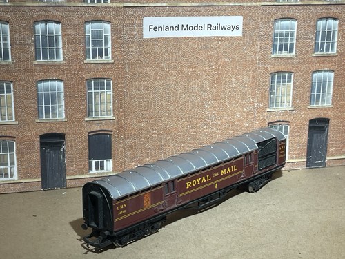 Hornby gauge lms maroon - lms,