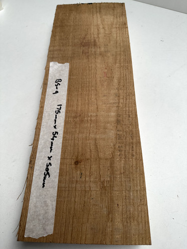 Rough sawn oak - sawn,