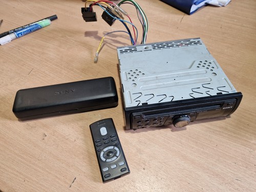 Nissan micra k11 mk2 sony - /,