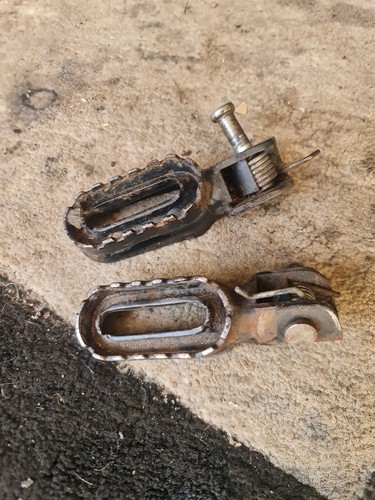 Malaguti grizzly footpegs - grizzly, 12