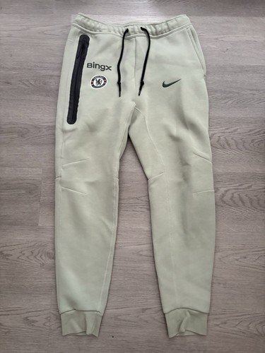 Chelsea nike tech fleece - chelsea,