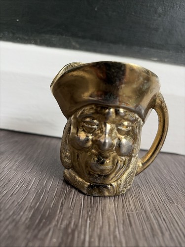 Vintage brass toby - vintage, small
