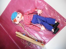 pelham puppets boy with