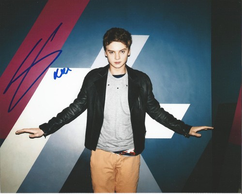 Singer british conor maynard - singer,