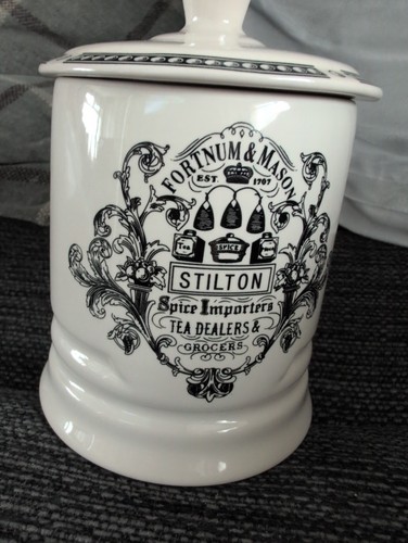 Fortnum and mason - fortnum,