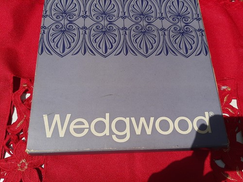 Wedgewood jasperware plate - plate,