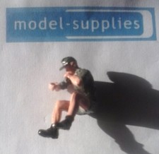 Britains 9693 reproduction Afrika Korps painted gunner figure