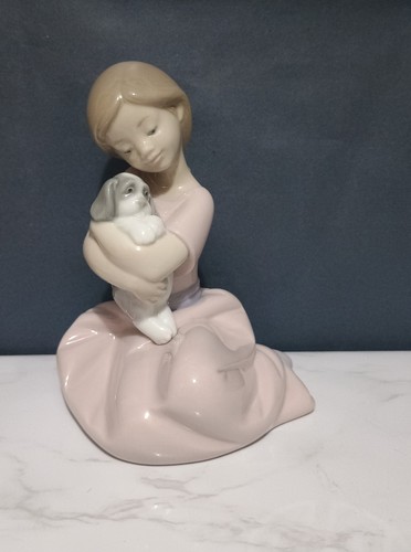 Lladro nao puppy love - puppy, love’