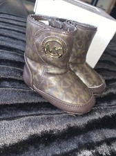 Michael Kors baby boots Size