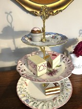 Cake Stand - Vintage Bone