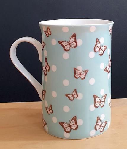 Butterfly mug polka dot regal - mug,