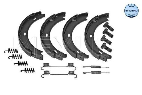 Rear parking brake shoe set - rear,