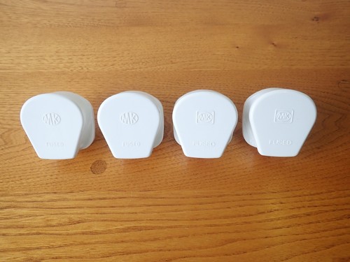Vintage plastic bakelite 13 - plastic, mk