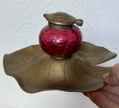 Kralik iridescent cranberry - iridescent,