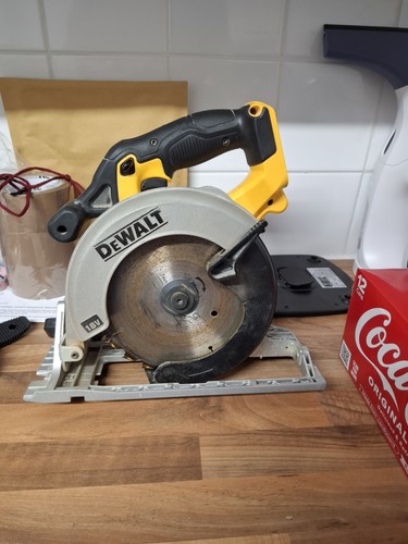 Dewalt circular saw - dewalt,