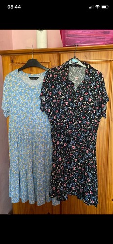 Women clothes bundle - women's, size