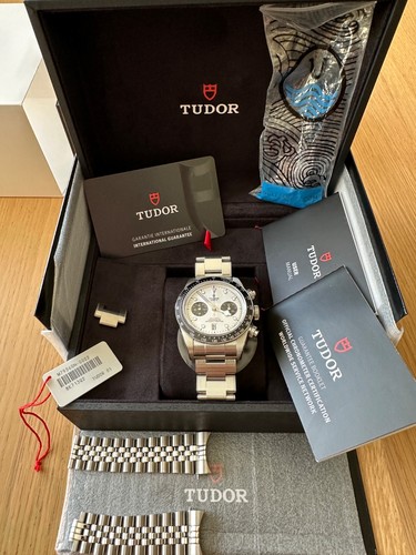 Tudor black bay chrono - tudor,