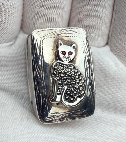 Cat pill box marcasite red - box,