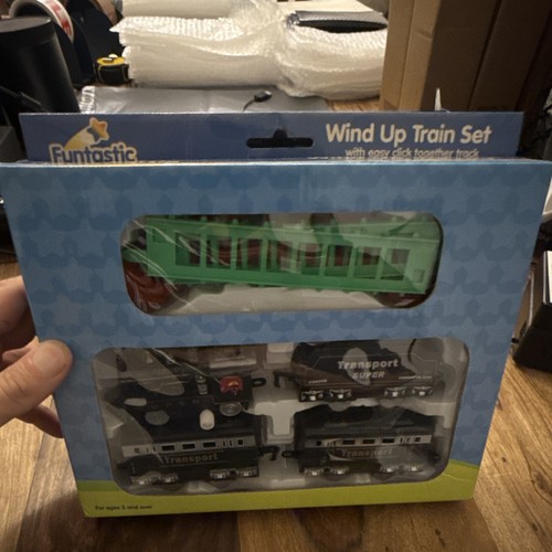 Funtastic wind train set - train,