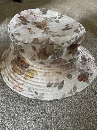 Nwot made england - made,