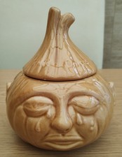 Vintage / retro novelty beige