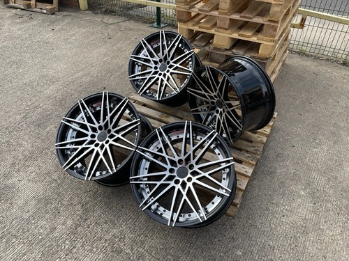 Alloys alloy wheels - 20",