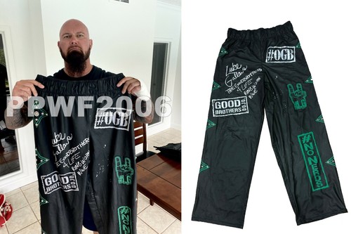 Wwe luke gallows hand - gallows,