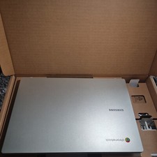 Samsung Galaxy Chromebook Go 