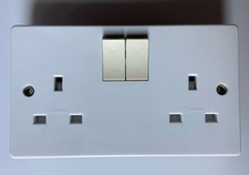 Crabtree Vintage 13A 250V Double Switched Socket BS1363 (USED)