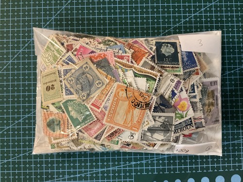 Kiloware stamps world mix 100g - kiloware,